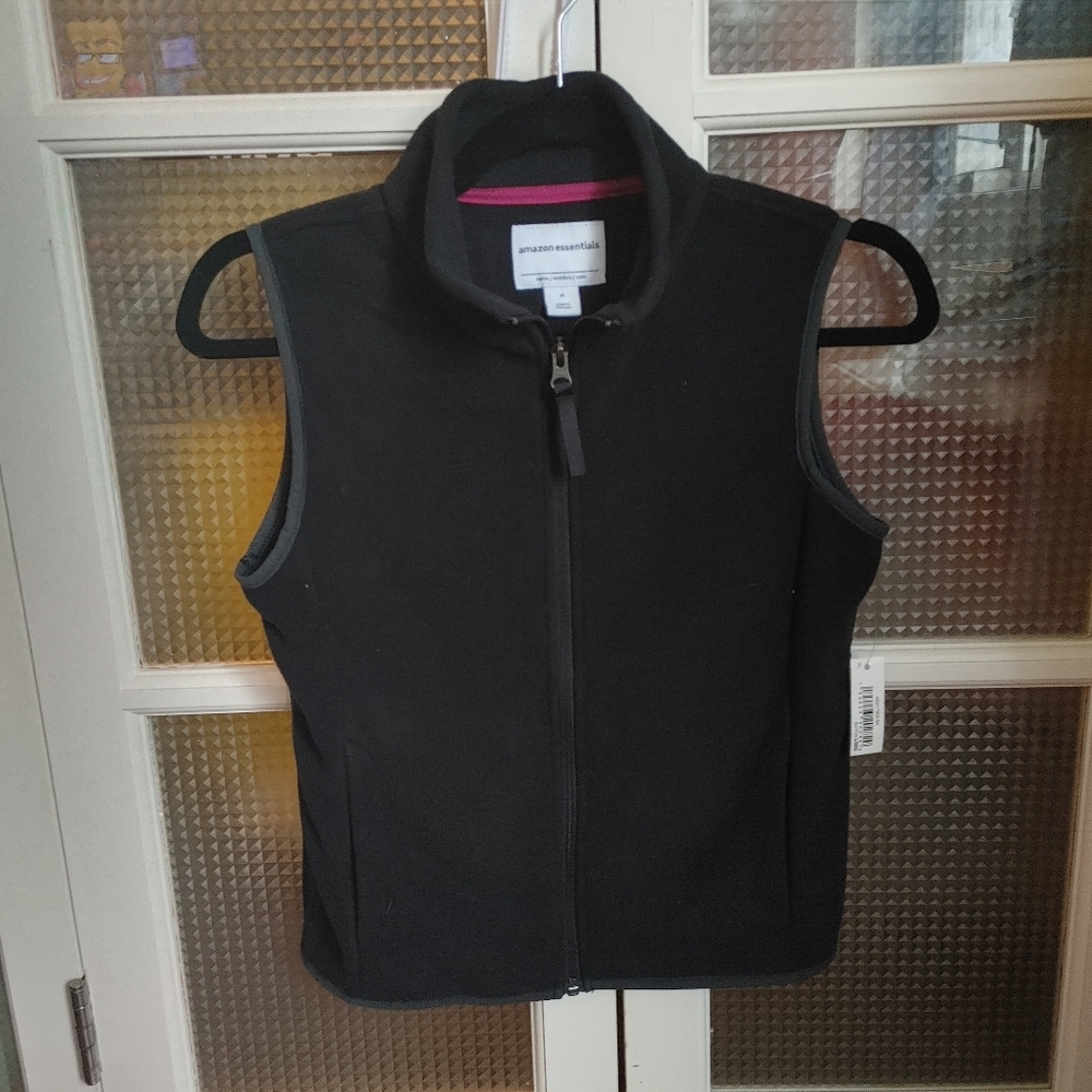 2/$35- Kids XL Fleece Vest